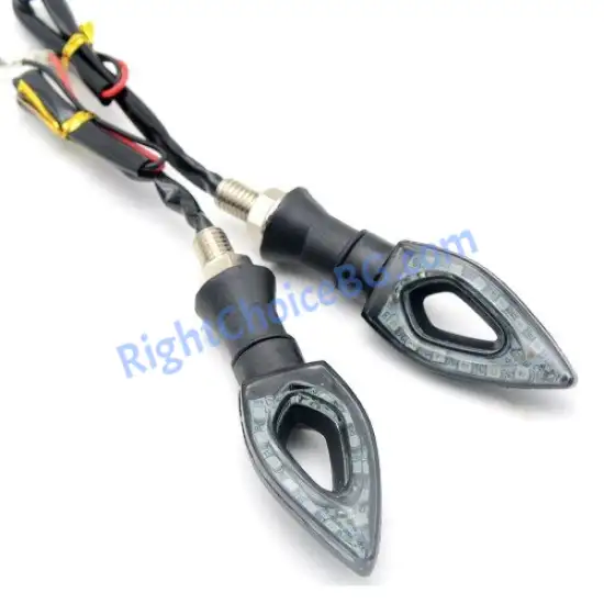 Универсални LED мигачи за мотор мотоциклет, 12 диода, 12V, 2 броя в комплект Универсални LED мигачи за мотор мотоциклет, 12 диода, 12V, 2 броя в комплект